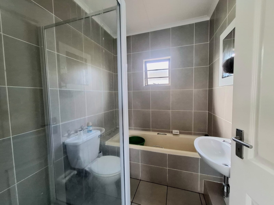 2 Bedroom Property for Sale in Gonubie Eastern Cape